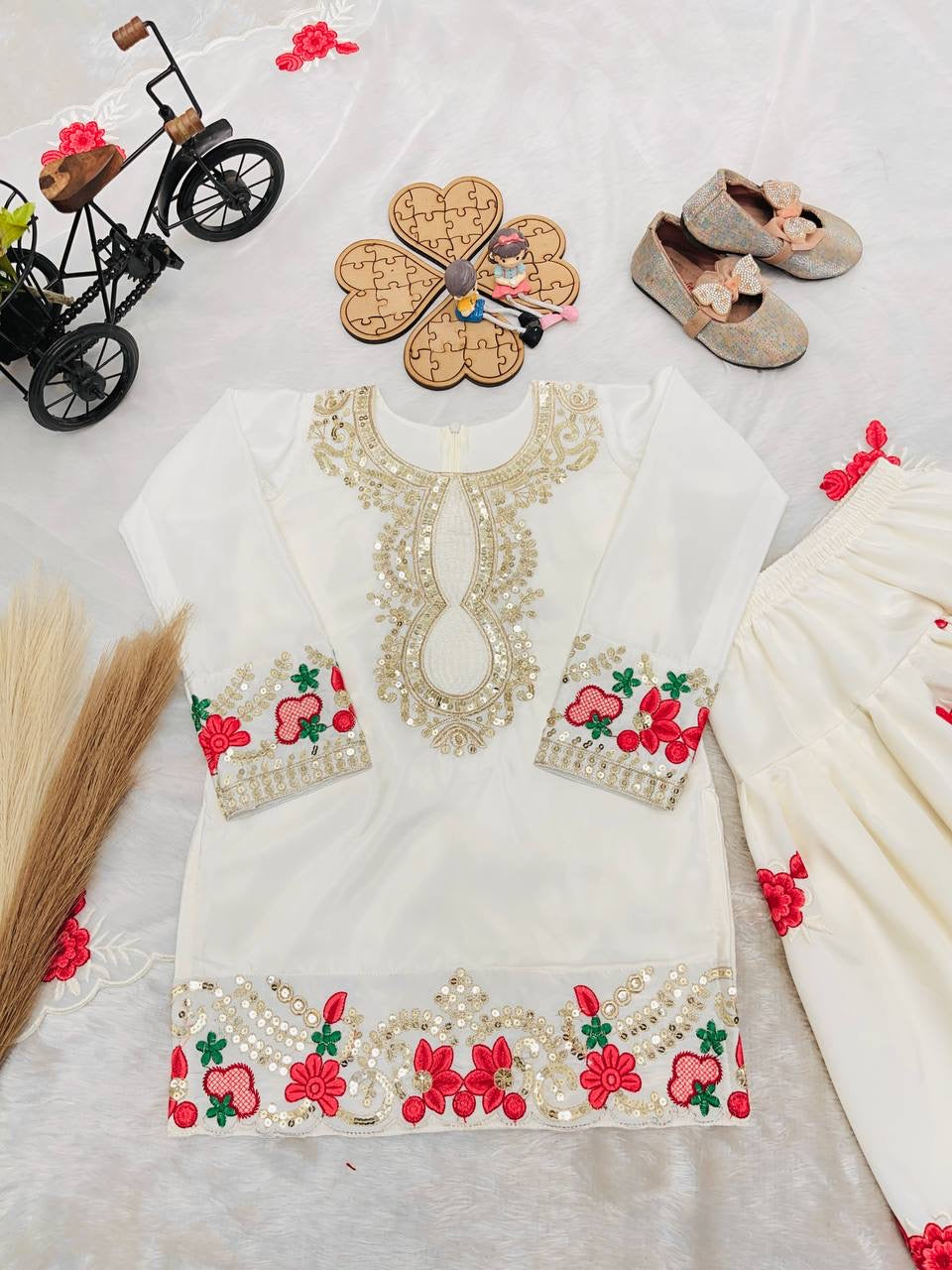 Girls Heavy Embroidered Salwar Suit Set – Crepe Top, Salwar & Organza Dupatta