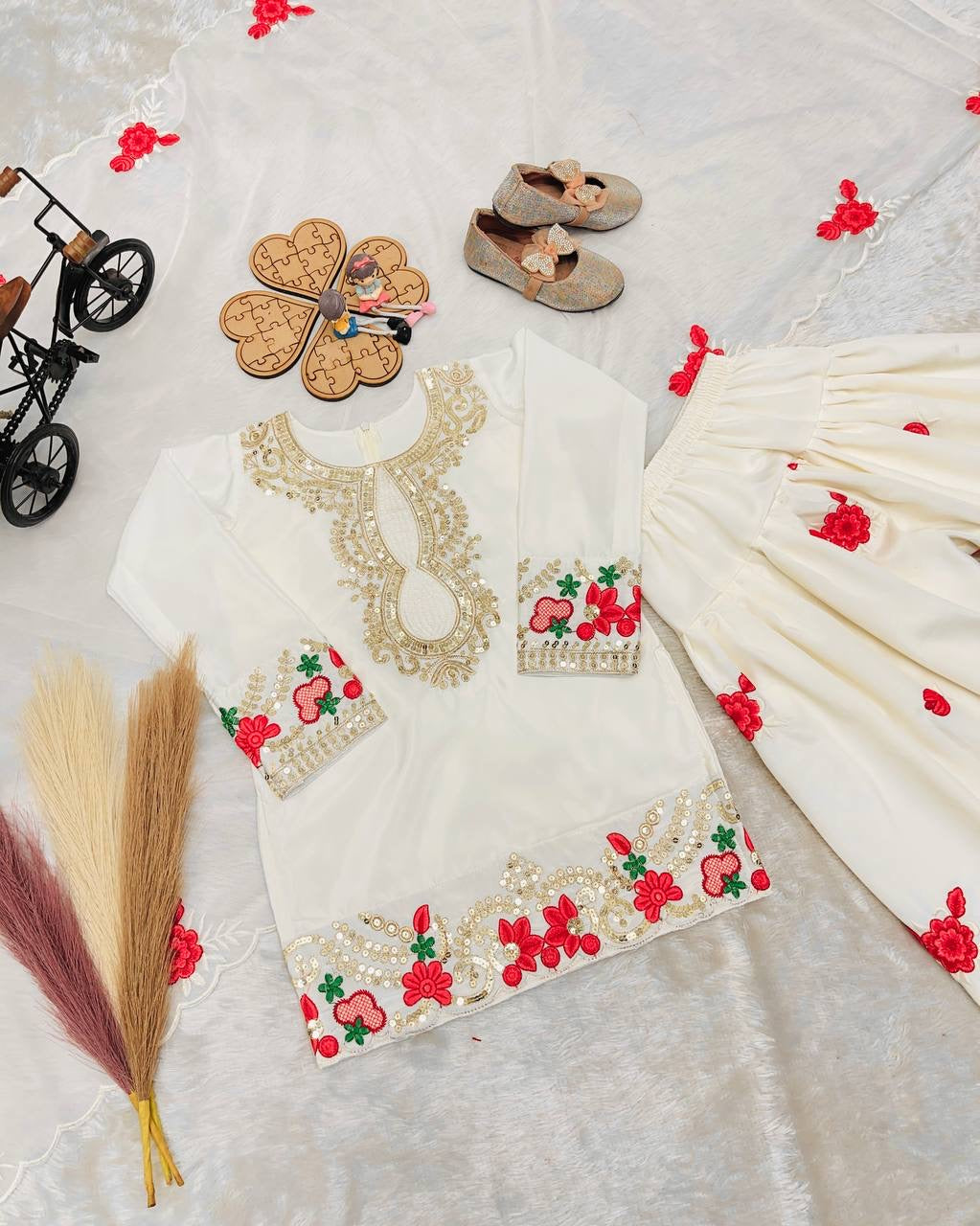 Girls Heavy Embroidered Salwar Suit Set – Crepe Top, Salwar & Organza Dupatta